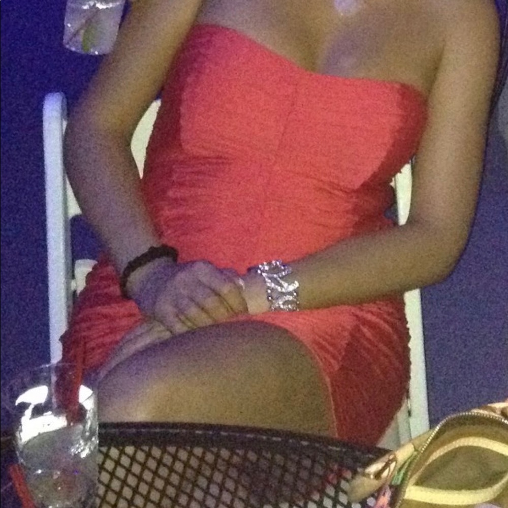 Bebe dress